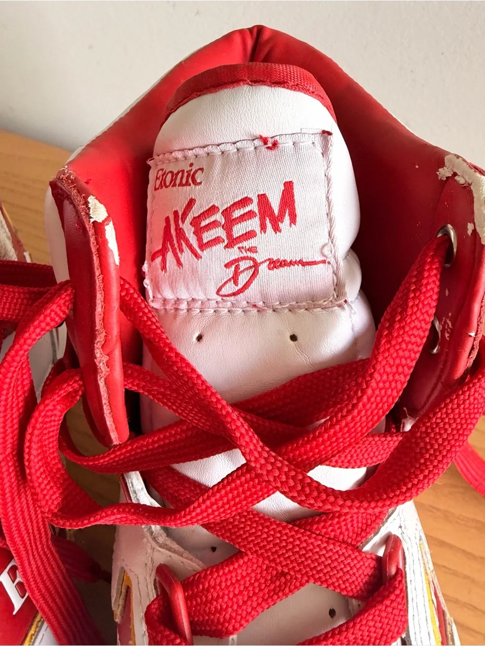 Etonic Akeem The Dream Hakeem Olajuwon High Top Sneakers Red White Men’s 12